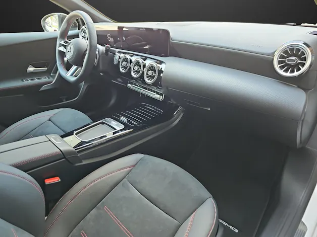 Mercedes-Benz A 250 e 8G-DCT