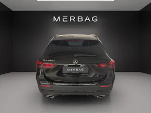 Mercedes-Benz GLA 250 e 8G-DCT