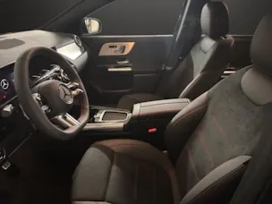 Mercedes-Benz GLA 250 e 8G-DCT