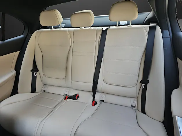 Mercedes-Benz C 220 d 4 Matic Avantgarde