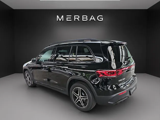 Mercedes-Benz EQB 300 4Matic Swiss Star