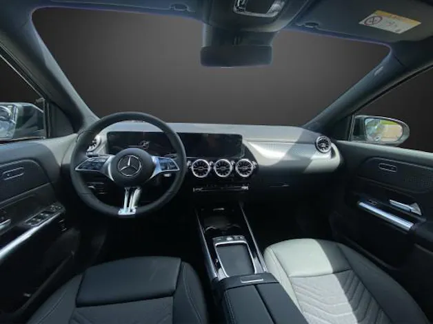 Mercedes-Benz GLA 220 4Matic 8G-DCT