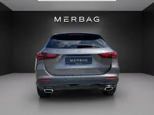 Mercedes-Benz GLA 220 4Matic 8G-DCT