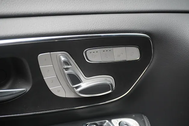 Mercedes-Benz V 300 d Exclusive L 4M