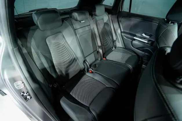 Mercedes-Benz GLA 220 4Matic 8G-DCT
