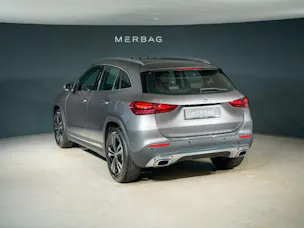 Mercedes-Benz GLA 220 4Matic 8G-DCT