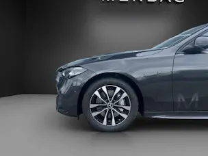Mercedes-Benz C 300 e T AMG Line
