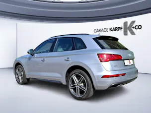 AUDI Q5 2.0 TDI sport quattro S-tronic
