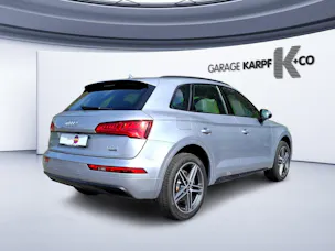 AUDI Q5 2.0 TDI sport quattro S-tronic