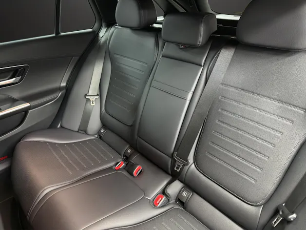 Mercedes-Benz C 220 d T 4 Matic Swiss Star