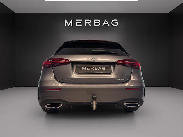Mercedes-Benz A 250 4Matic 8G-DCT AMG Line