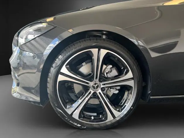 Mercedes-Benz C 220 d T 4 M Swiss Star