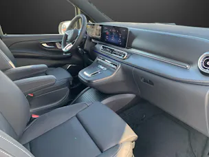 Mercedes-Benz V 300 d lang Avantgarde 4Matic 9G-Tronic