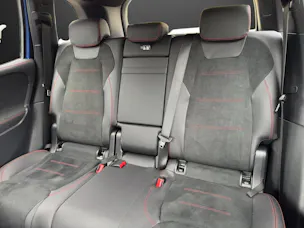 Mercedes-Benz GLB 220 4Matic 8G-Tronic
