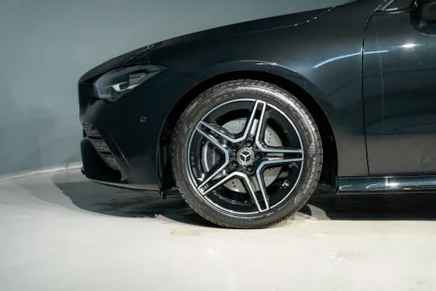 Mercedes-Benz CLA SB 200 7G-DCT