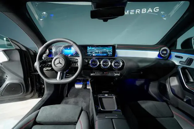 Mercedes-Benz CLA SB 200 7G-DCT