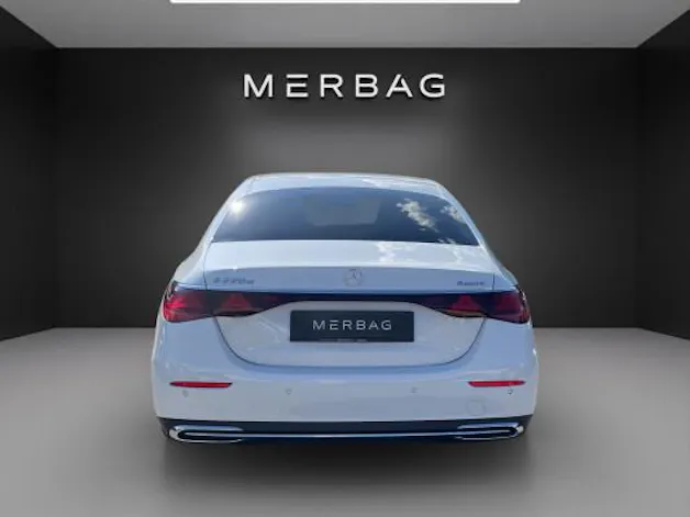 Mercedes-Benz E 220 d 4Matic