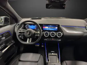 Mercedes-Benz GLA 200 7G-DCT "Night Star"