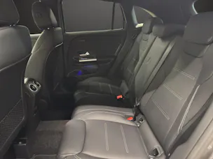 Mercedes-Benz GLA 200 7G-DCT "Night Star"