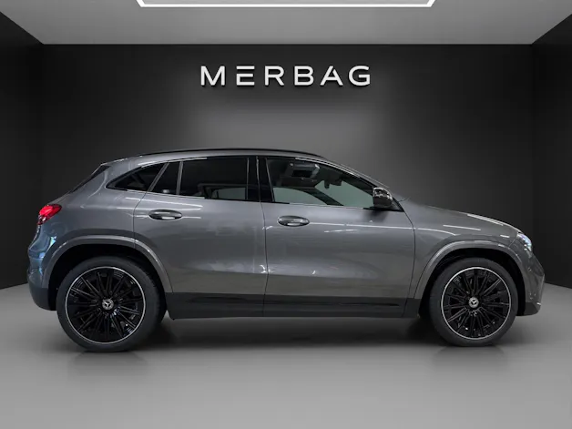 Mercedes-Benz GLA 200 7G-DCT "Night Star"