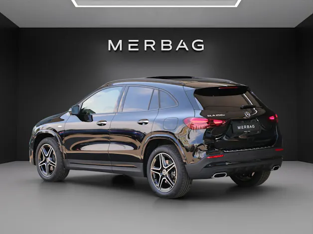 Mercedes-Benz GLA 250 e EQ Star 8G-DCT