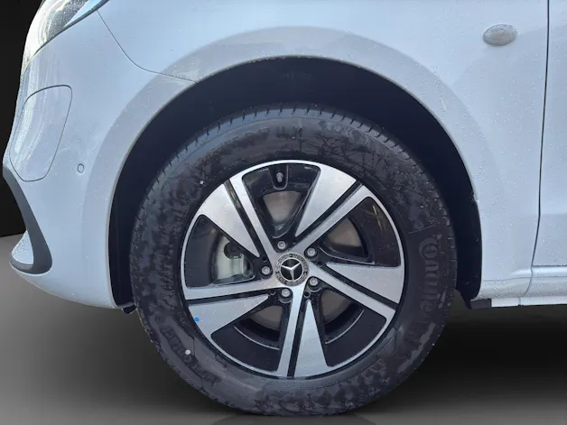 Mercedes-Benz eVito 129 Lang Tourer Pro