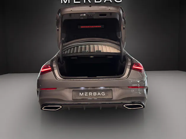 Mercedes-Benz CLA 200 7G-DCT AMG Line