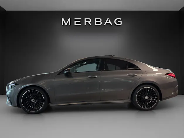 Mercedes-Benz CLA 200 7G-DCT AMG Line