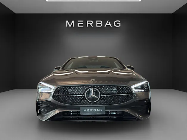 Mercedes-Benz CLA 200 7G-DCT AMG Line