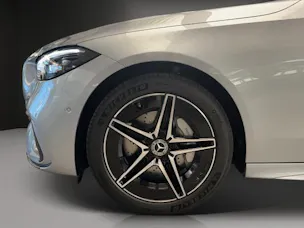 Mercedes-Benz C 300e 4Matic AMG Line