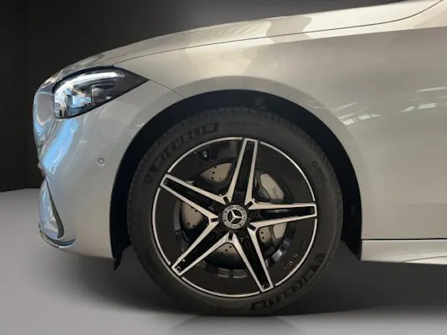 Mercedes-Benz C 300e 4Matic AMG Line