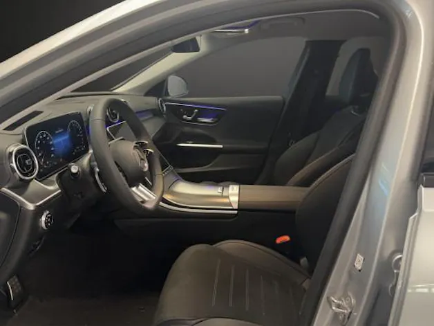 Mercedes-Benz C 300e 4Matic AMG Line