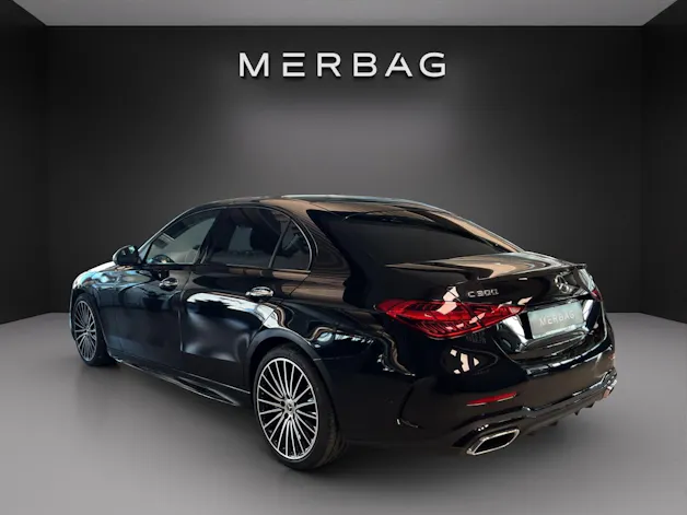 Mercedes-Benz C 300 4 Matic AMG Line