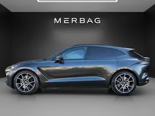 Aston Martin DBX 4.0 V8