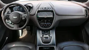 Aston Martin DBX 4.0 V8