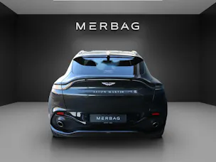 Aston Martin DBX 4.0 V8
