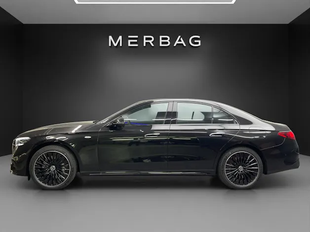 Mercedes-Benz E 400 e 4Matic 9G-Tronic