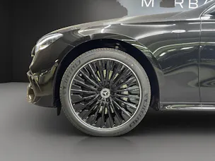 Mercedes-Benz E 400 e 4Matic 9G-Tronic