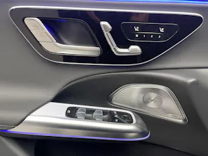 Mercedes-Benz E 400 e 4Matic 9G-Tronic