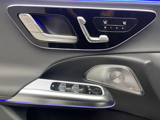 Mercedes-Benz E 400 e 4Matic 9G-Tronic