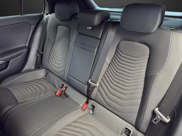 Mercedes-Benz A 250 e 8G-DCT