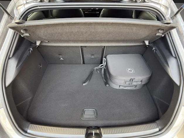Mercedes-Benz A 250 e 8G-DCT
