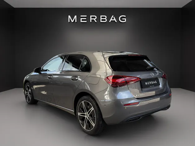 Mercedes-Benz A 250 e 8G-DCT