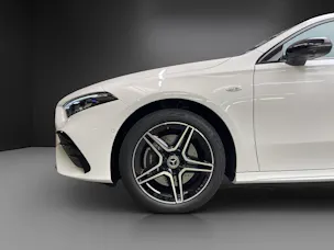 Mercedes-Benz A 250 e EQ Star 8G-DCT