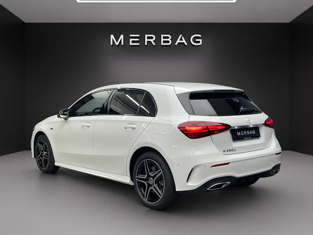 Mercedes-Benz A 250 e EQ Star 8G-DCT