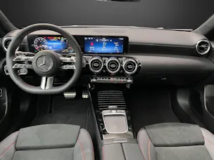 Mercedes-Benz A 250 e EQ Star 8G-DCT
