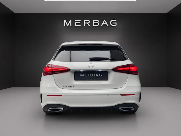 Mercedes-Benz A 250 e EQ Star 8G-DCT