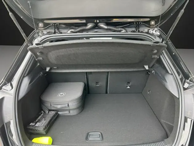 Mercedes-Benz A 250 e EQ Star 8G-DCT