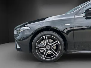 Mercedes-Benz A 250 e EQ Star 8G-DCT