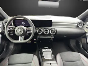Mercedes-Benz A 220 4Matic 8G-DCT